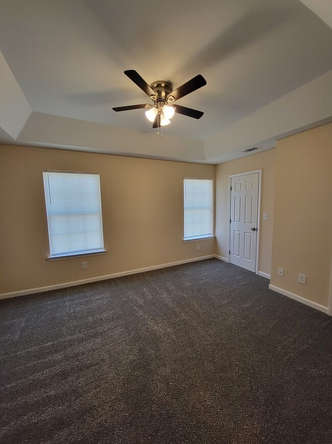 Building Photo - 6091 Camden Forrest Ct