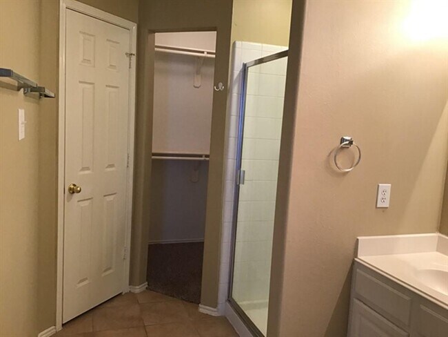 Building Photo - 11723 Coconino Ln