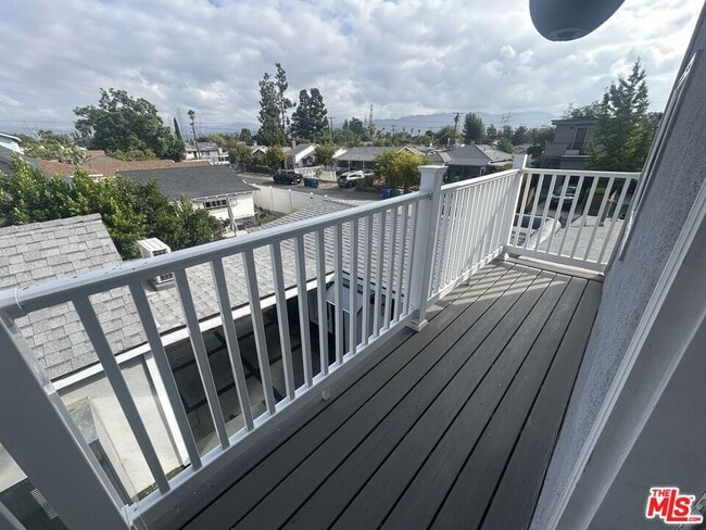 Building Photo - 6134 Fair Ave