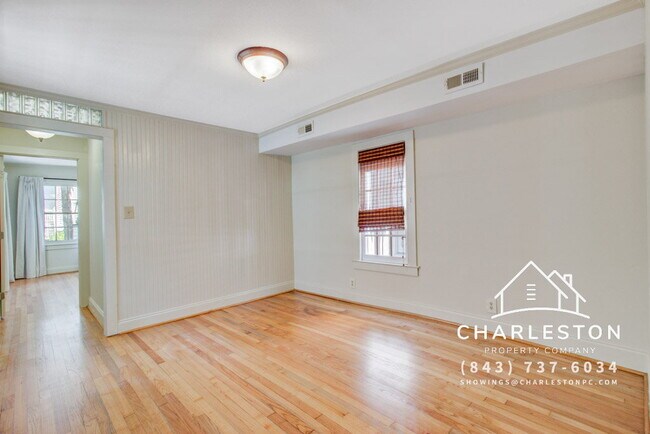 Building Photo - 38 Ashe St