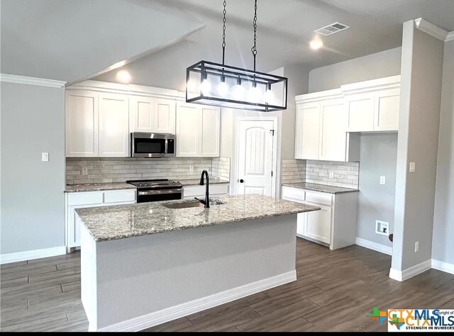 Building Photo - 3827 Leming Ct