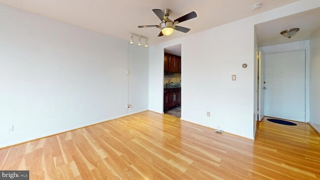 Building Photo - 4600 Duke St