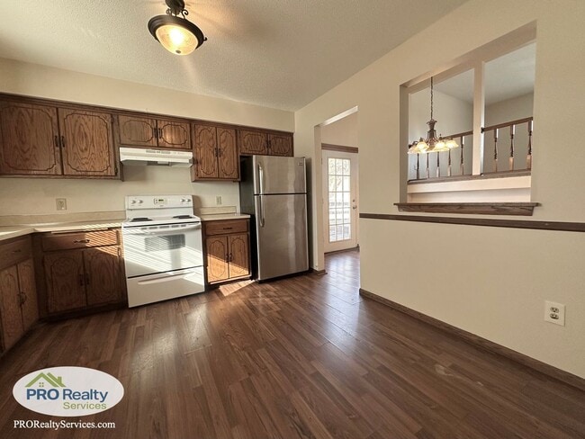 Building Photo - 3 Bedroom Home **Free February Rent with a February 2026 Move In**