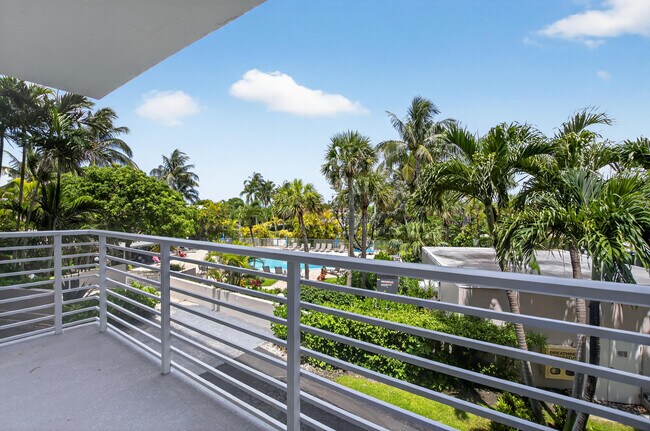 Building Photo - 2851 S Ocean Blvd