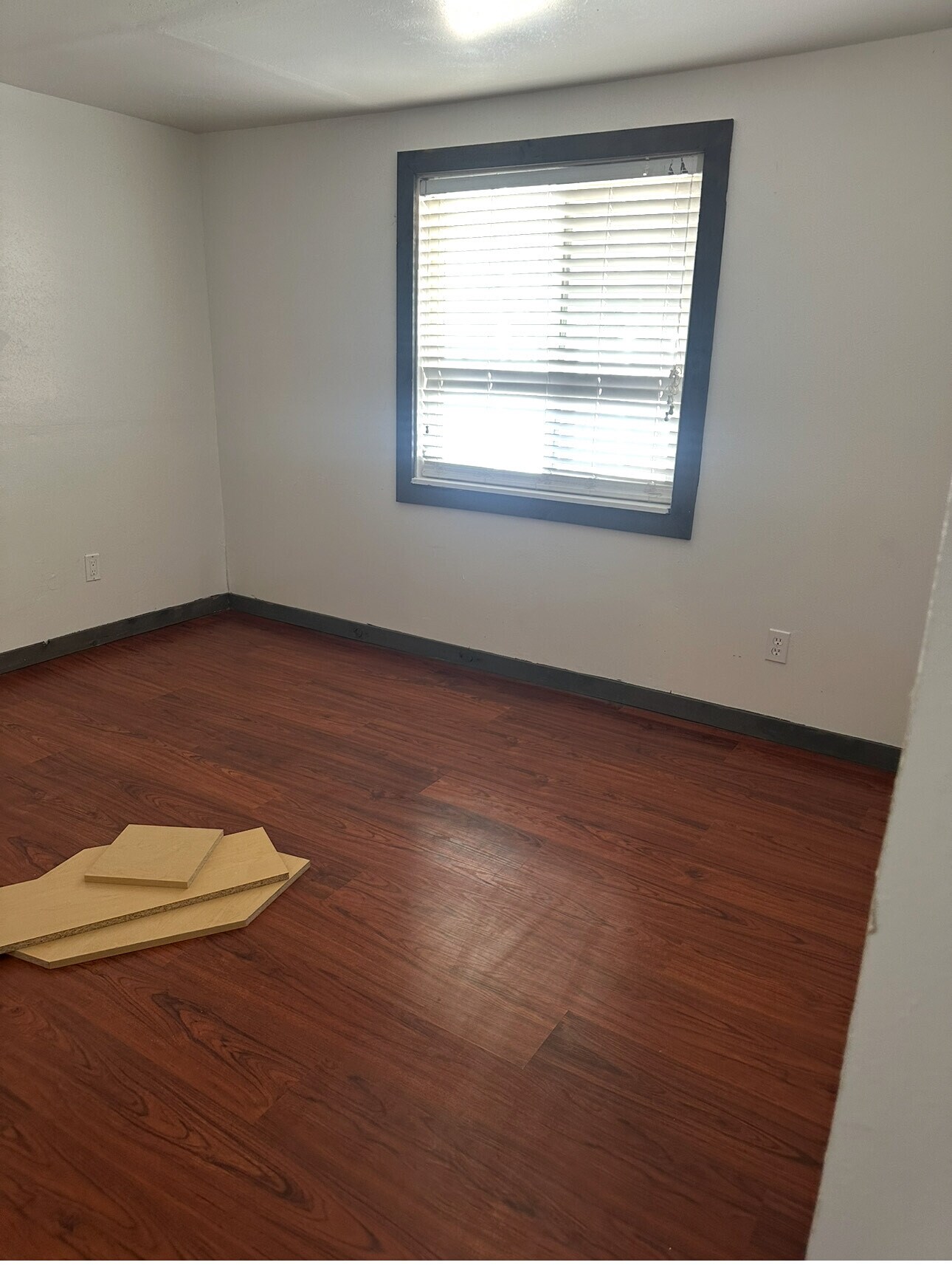 Building Photo - 2907 S 2910 W