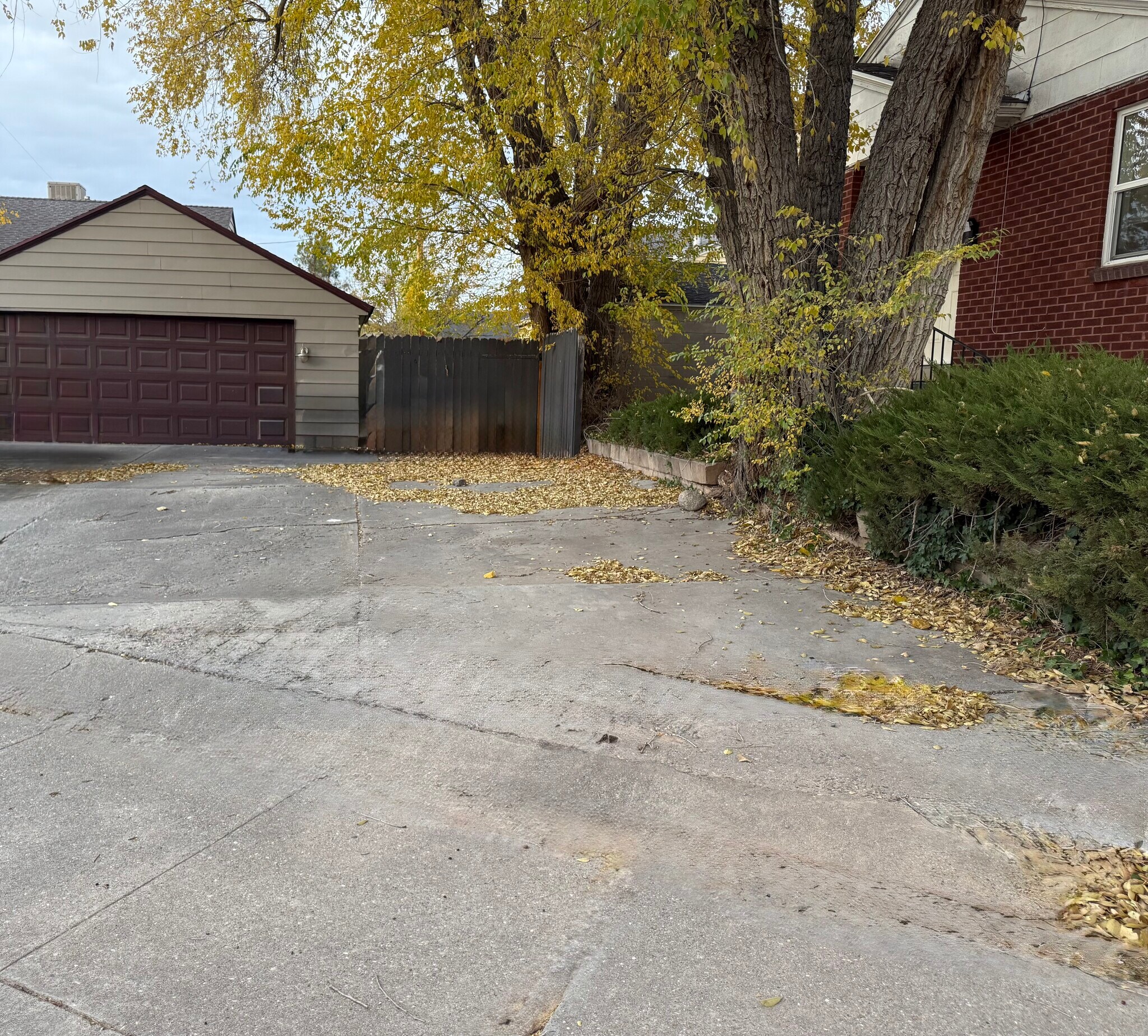 Building Photo - 1819 E Parleys Canyon Blvd