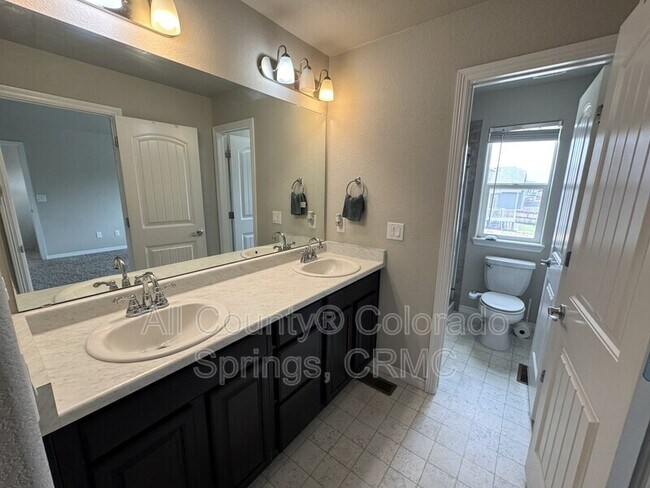 Building Photo - 6471 Weiser Dr