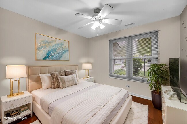 Building Photo - 1401 Wentworth Ct