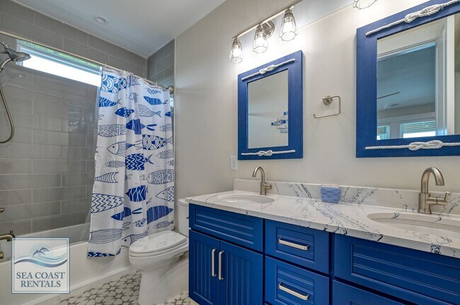 Building Photo - OFF-SEASON MONTHLY RENTAL - IT'S A BIG DILL!!