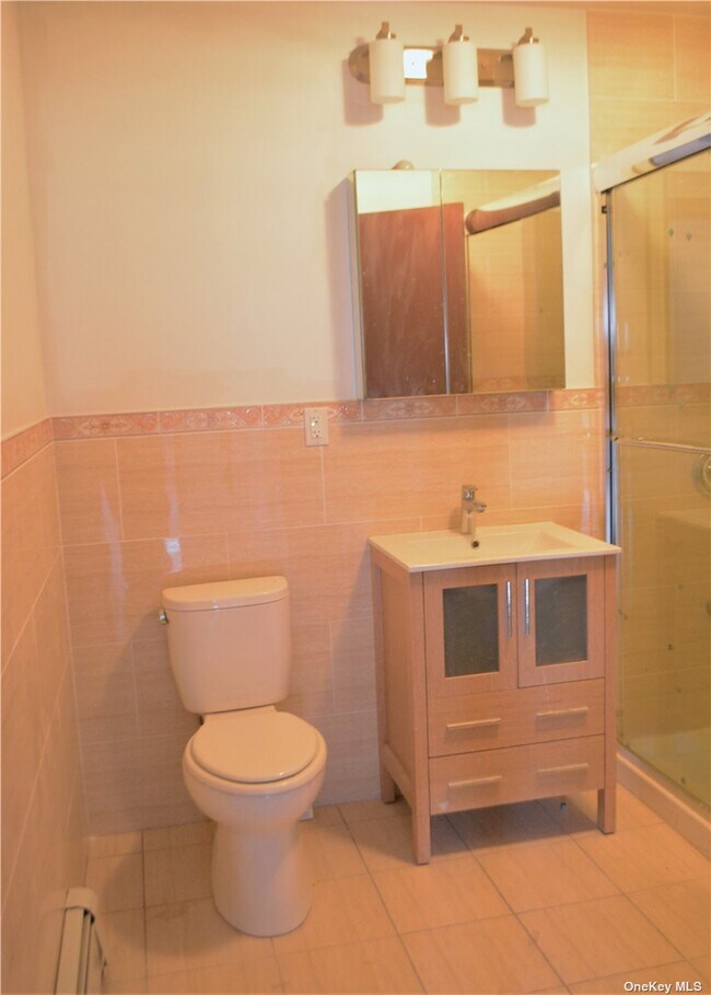 Building Photo - 70-38 Broadway