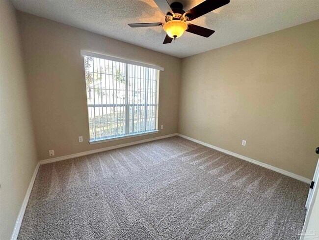 Building Photo - 7909 Cayenne Way