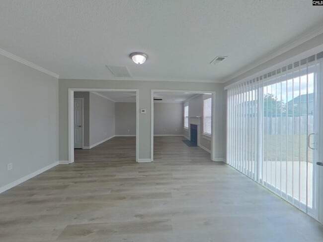 Building Photo - 235 Drooping Leaf Ln