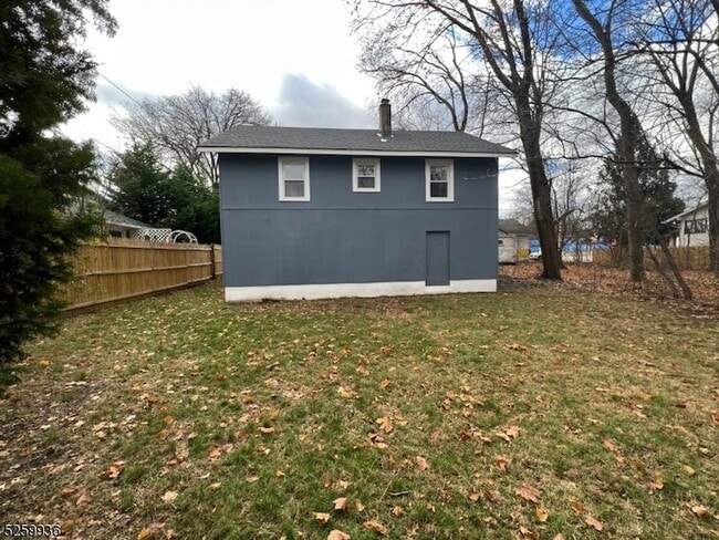 Building Photo - 24 Righter Ave