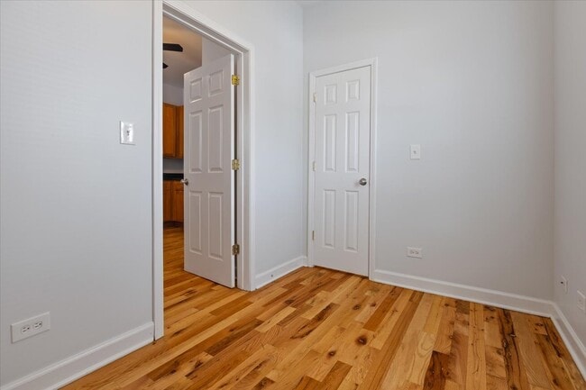 Building Photo - 1234 W 49th Pl