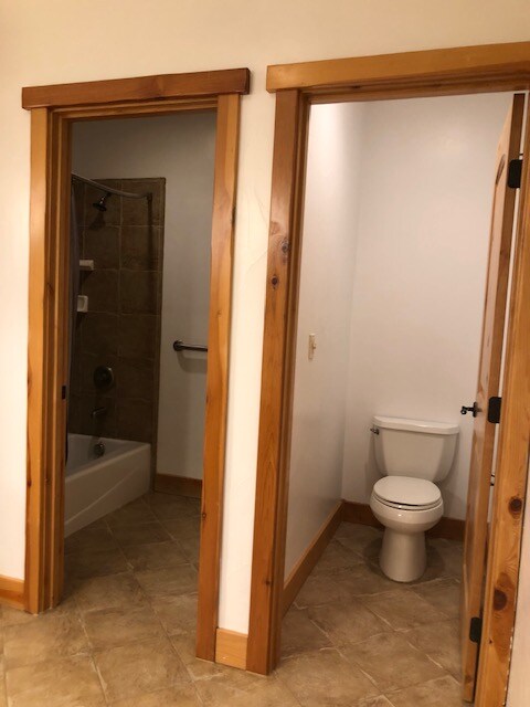 Building Photo - 31777 Lincoln Rd