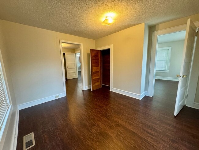 Building Photo - Coming Soon!