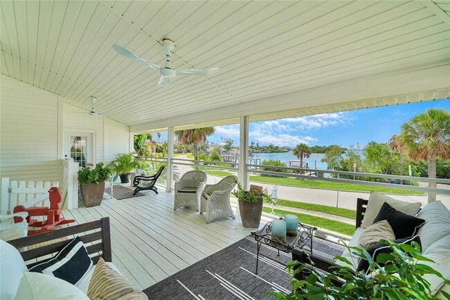 Building Photo - 3335 W Maritana Dr