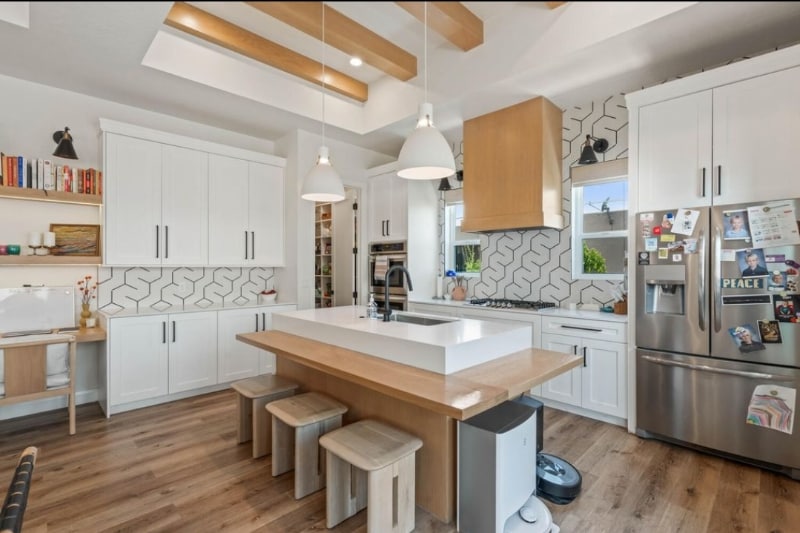 Building Photo - 3214 S Red Sands Way