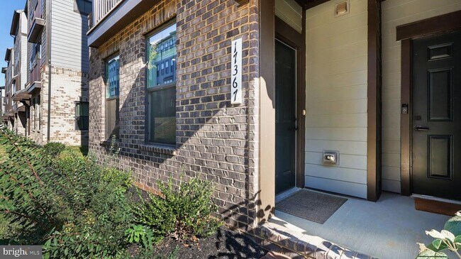 Building Photo - 17367 Harrison Rdg Dr