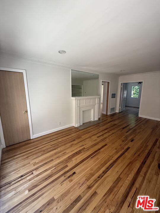Building Photo - 1345 Masselin Ave