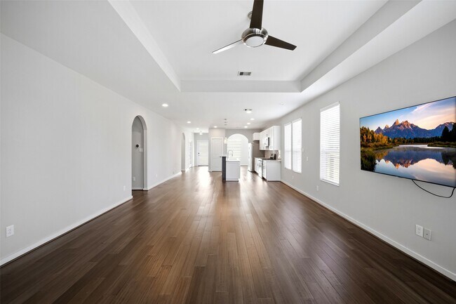 Building Photo - 605 Dumble St