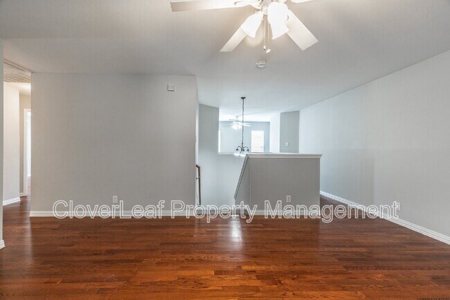 Building Photo - 106 Red Willow