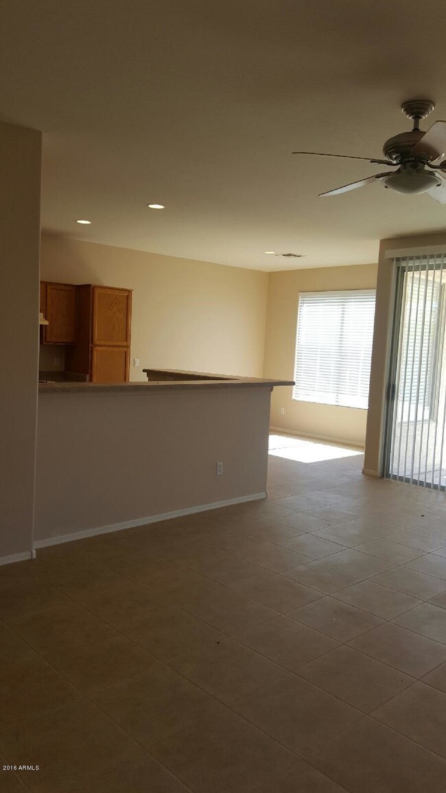 Building Photo - 12629 W Hollyhock Dr