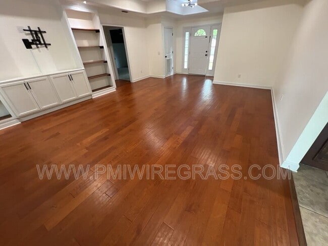 Building Photo - 628 Joe Bruer Rd