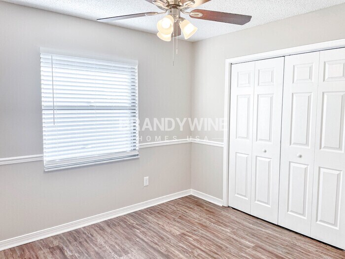Building Photo - 10932 Putney Ct