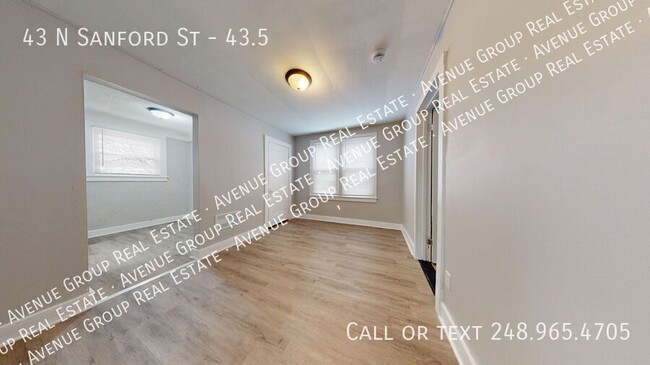Building Photo - 43 N Sanford St