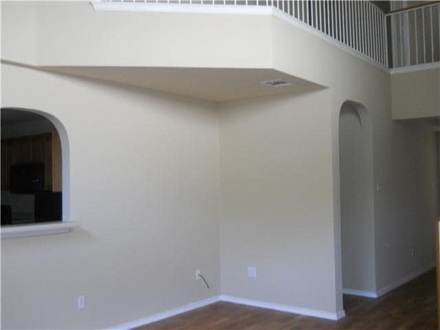 Building Photo - 2504 Wilma Rudolph Rd