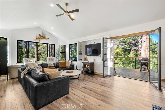 Building Photo - 595 Waterford Ave