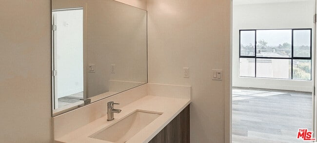 Building Photo - 2465 Purdue Ave