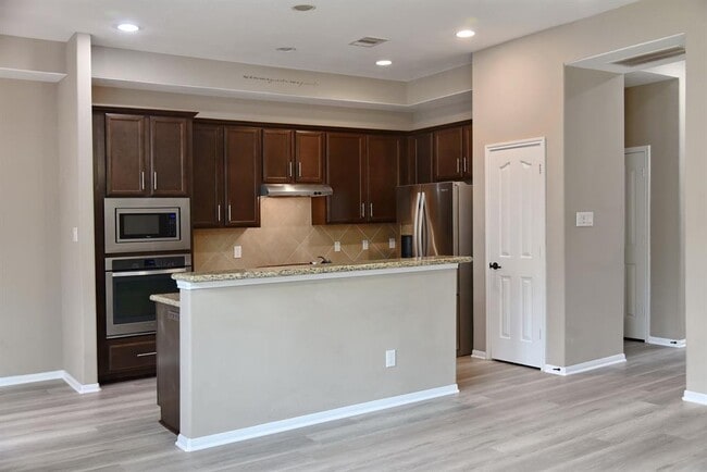Building Photo - 9242 Solvista Pass Ln