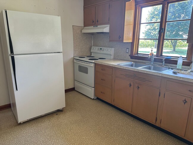 Building Photo - 3 Bedroom Ranch Home in Lampeter Strasburg...