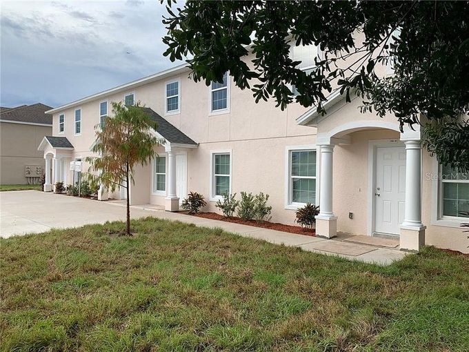 Building Photo - 210 Majors Ln