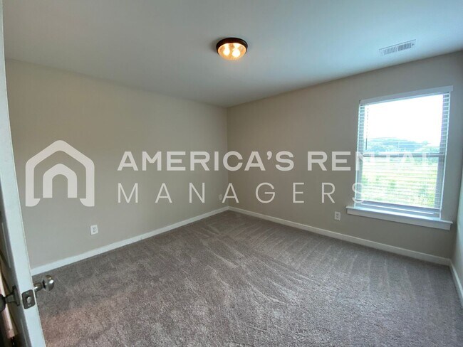 Building Photo - Home for Rent in Oak Grove, AL!! COMING SOON!!!