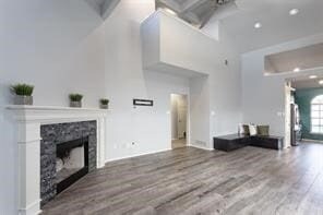 Building Photo - 8400 Hickory St