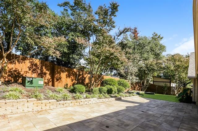 Building Photo - 2120 Steeplewood Dr