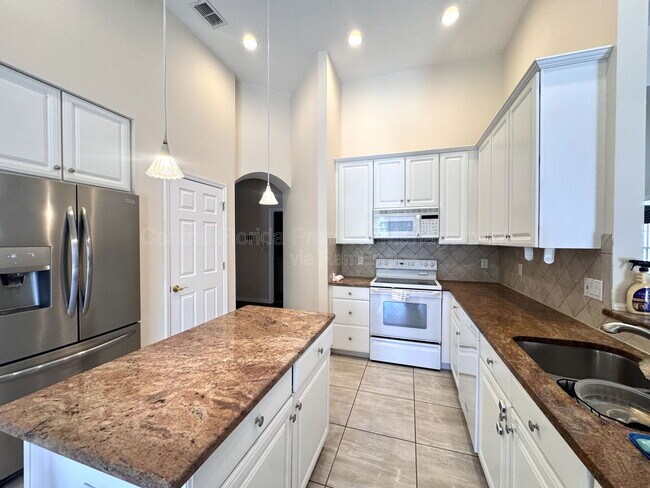 Building Photo - 107 Nandina Terrace