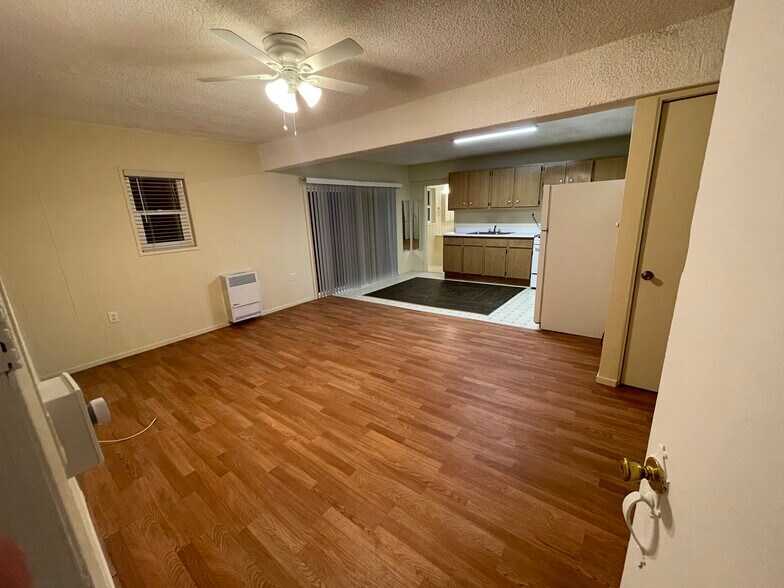 Living Roon & Kitchen - 11324 Biona Dr