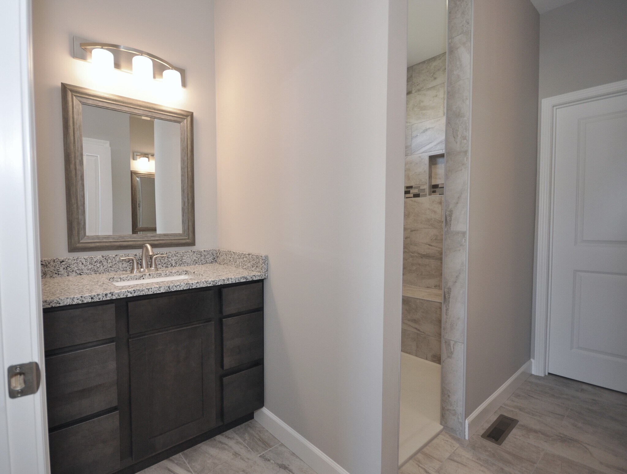 Building Photo - 2001 Morning Side Pl