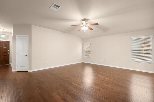 Building Photo - 305 Longhorn Cavern Rd