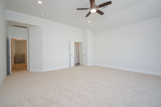 Building Photo - 1847 Sul Ross St