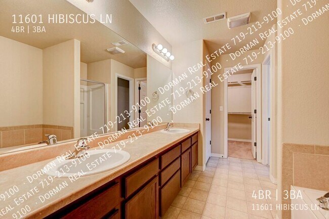 Building Photo - 11601 Hibiscus Ln