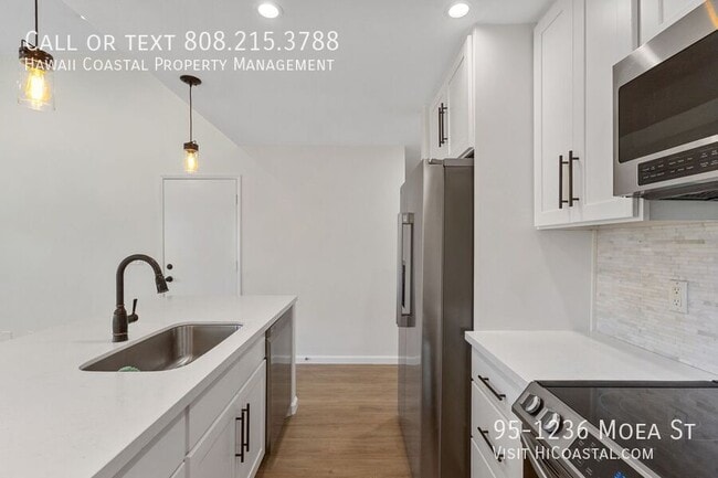 Building Photo - 95-1236 Moea St-