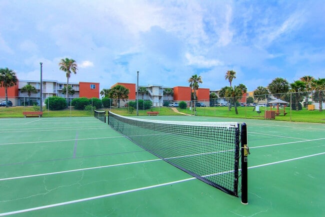 Building Photo - 704 Island Retreat Ct