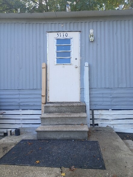 Building Photo - 5110 SE 112th Street Rd