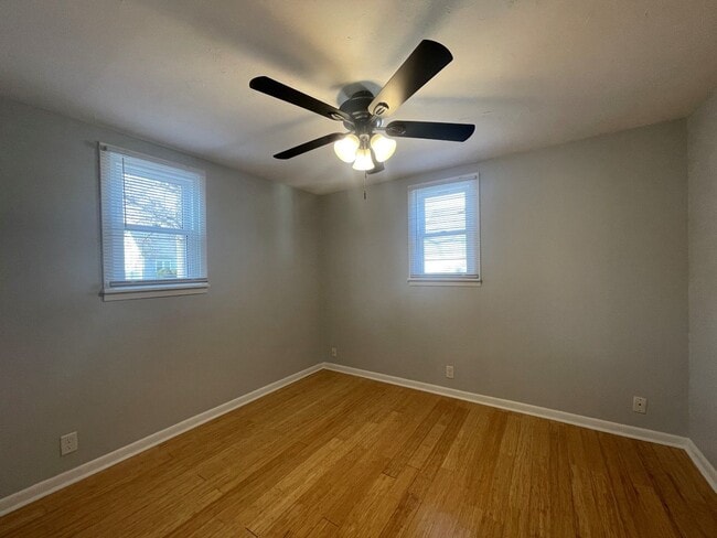 Building Photo - Town Home for rent in Papillion