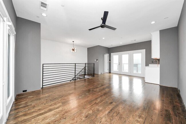 Building Photo - 1512 Malone St